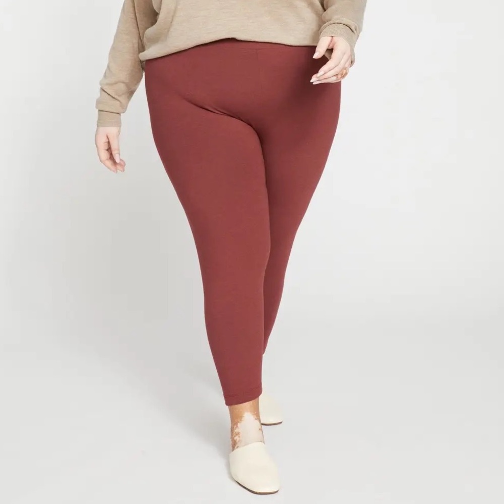 Universal standard leggings